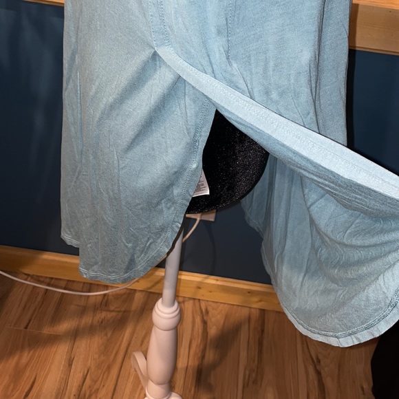 Old Navy Top - Picture 4 of 7